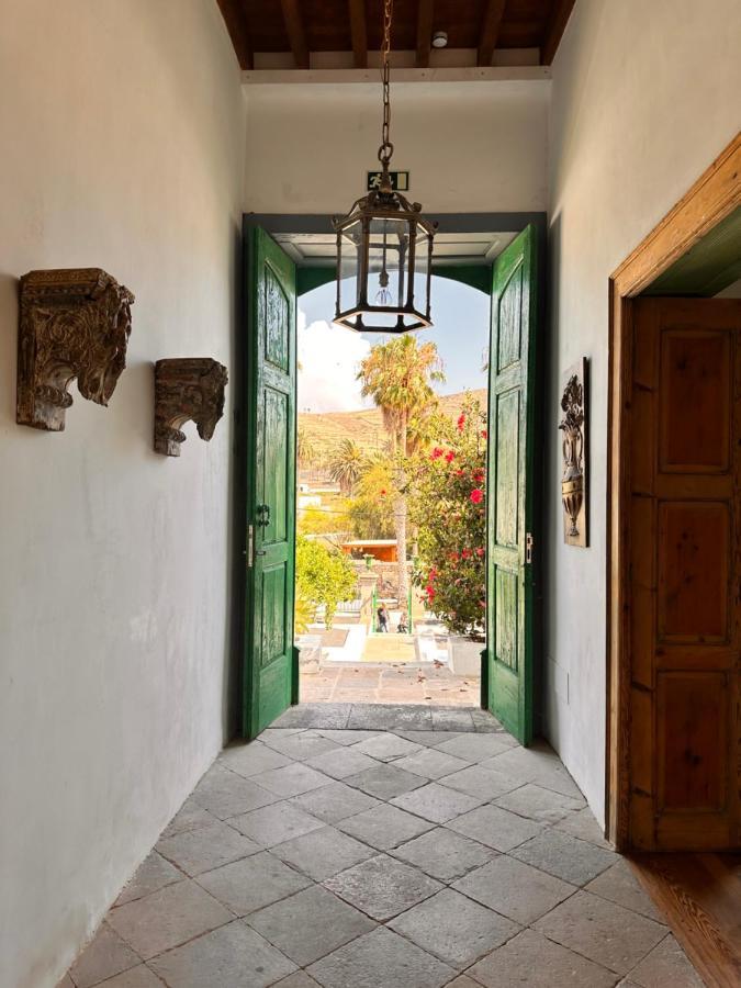 Hotel Emblemático La Casa de los Naranjos Haría Exterior foto